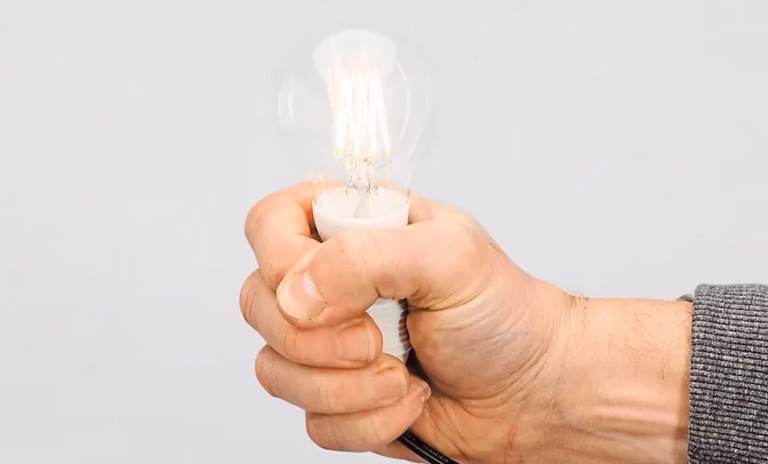 10 Conseils Pratiques pour Réduire sa Facture d&rsquo;Électricité
